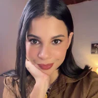 LadyAvalon's Avatar Pic