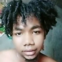 pielapiel Φωτ, Προφίλ