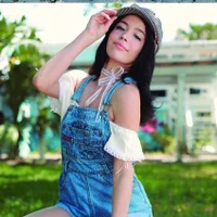 cutiepieeexxx19's Profile Pic