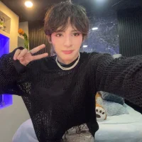 Ảnh Đại Diện MathiasGreen_