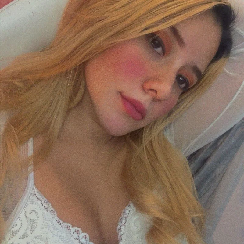 playfulmelons Stripchat profile image