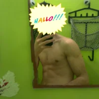 hornyhorny29483's Avatar Pic