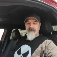 Skinflower67's Profile Pic