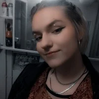 CarlaFlowers's Profile Pic