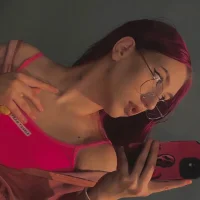 รูปโปรไฟล์ของ Girl-nextd00r