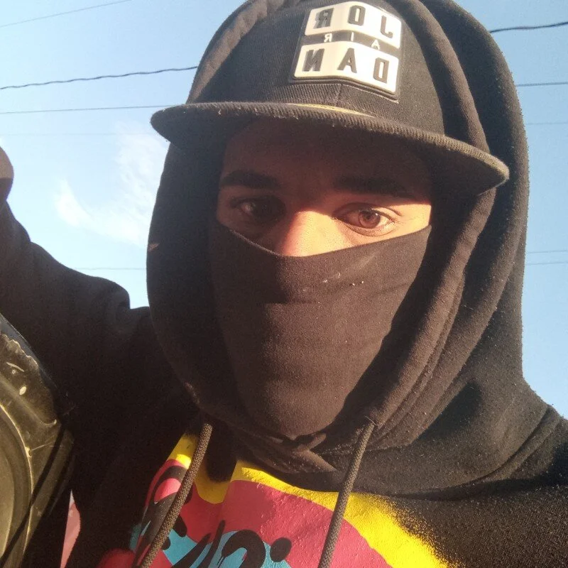19_broski_98 profile photo