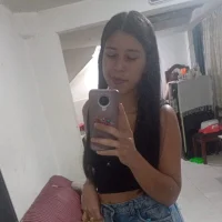 arinaponnycm101's Profile Pic