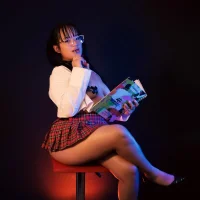 Melodyy_28's Avatar Pic