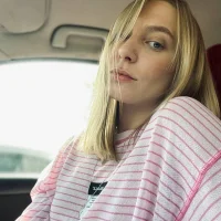 vealisaa's Profile Pic