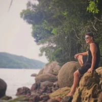 Dentrodevoce01's Profile Pic