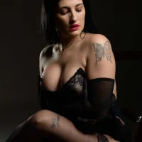 Meelaanny's Profile Pic