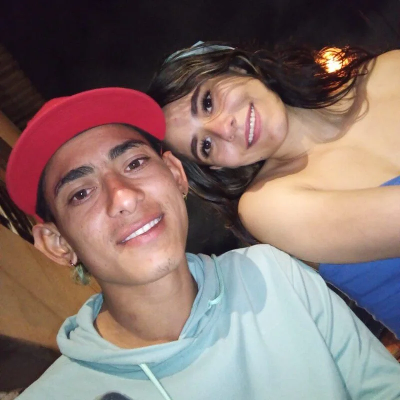 Crimsouncouple profile photo