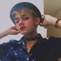 HenriChole's Profile Pic