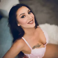 Nina_DB's Profile Pic