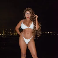 devorabigtitsxxx's Profile Pic