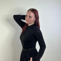 CharlaFenbert Gambar Avatar