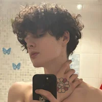 DenBunnyy Φωτ, Προφίλ