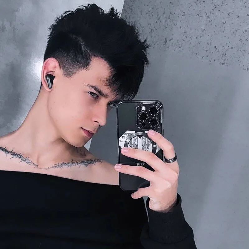 Foxicfu live cam profile