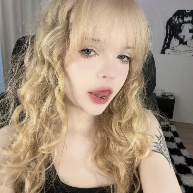 evetease profile photo