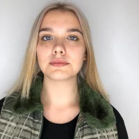 MollyRossv's Profile Pic