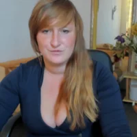 Nikkistrongers's Profile Pic