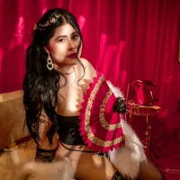 DanielaHangのアバター写真