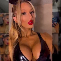 Naughty_Cleo69's Profile Pic