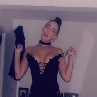 BustyParis69x
