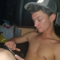 Kinky18teenBDSM's Profile Pic