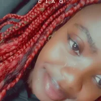 Petitehoney25