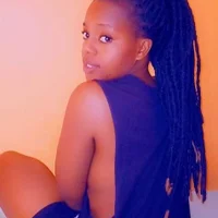 Clara142h's Profile Pic
