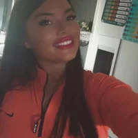Curveyqueenn