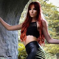 Gambar Profil Flashy_Janine