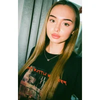 Профилна снимка на BrunetteBailey