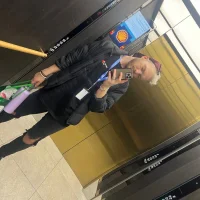 รูปโปรไฟล์ของ InDesperateNeed4Alphas