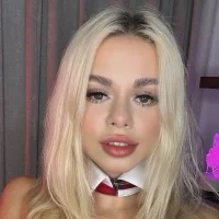 little_fox_alisa's Profile Pic