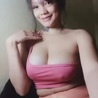madamSHUWWALL model avatar