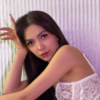 Lustrous_Moon's Avatar Pic