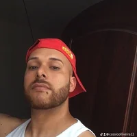 Cassiio12's Profile Pic
