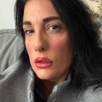 Ivy-Belle-Unfiltered's Avatar Photo