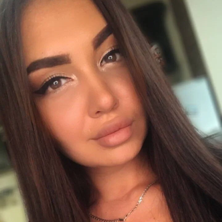 WowwGirl