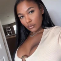 uneeklymade's Profile Pic