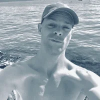 Slimguy2025 Adlı Modelin Avatarı