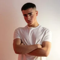 naughtysalomon__ Adlı Modelin Avatarı