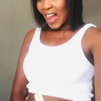 Paradise_Diva Φωτ, Προφίλ