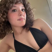 itsLucyLittle stripchat