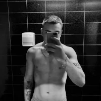 roman300 的個人資料圖 片