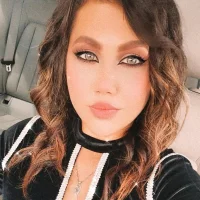 SenyWonder's Profile Pic