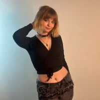 CharleenVelovic's Avatar Pic