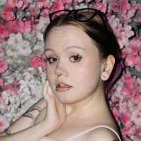 Slika avatara modela LeahAllsop